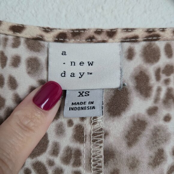 Target A New Day Oversized Swing Style Short Sleeve Dress Animal Print Size XS - Picture 5 of 9